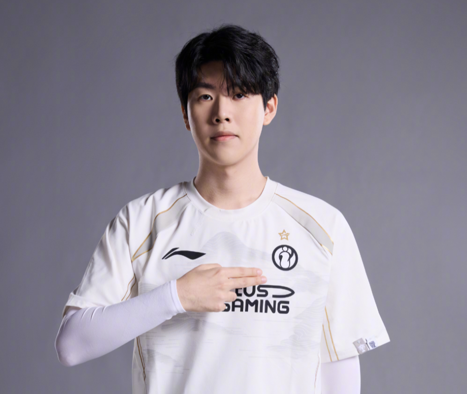 不仅限于他 不仅限于他