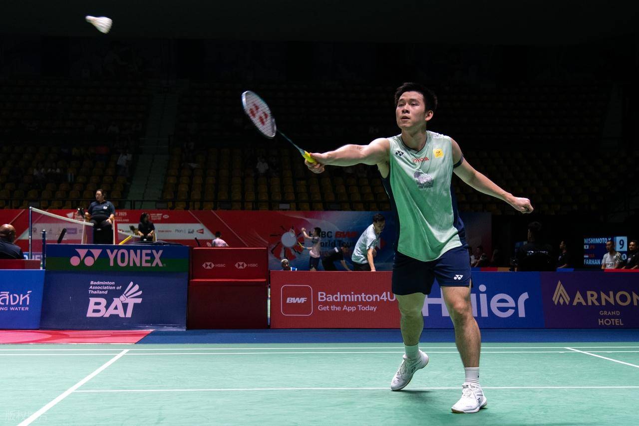 他在平日的 他在平日的