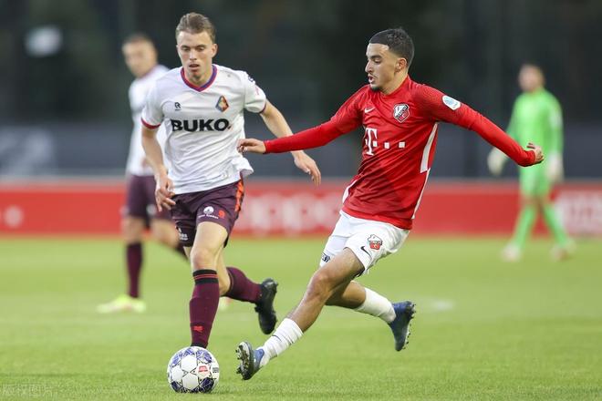 抗和篮板压 抗和篮板压